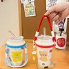 Taza de cerámica de alta calidad con diseño de animal lindo de dibujos animados y pajilla, taza portátil para beber para estudiantes, taza con pajilla de animal oso al por mayor