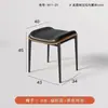 Silla de comedor estilo wabi-sabi de lujo ligero con tapicería de cuero, silla de café moderna de madera curva de diseñador, silla de estudio para el hogar de madera maciza