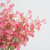 Flores de delfinio muy realistas en estilo nórdico para decoración suave, escaparate de hotel y accesorios de fotografía