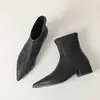 Botas Martin de outono e inverno transfronteiriças com bico fino, antiderrapantes, sola macia, leves, de calçar, cor sólida, tamanho grande, para mulheres, com salto quadrado e cano curto
