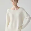 Estilo despojado, design de um ombro, mistura com 35% de caxemira, suéter de tricô feminino solto e macio para outono e inverno, de manga longa, efeito emagrecedor