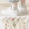 Meias Lolita para Mulheres, Novo Estilo Primavera e Verão, Meias Curtas Brancas Tulipa de Corte Baixo, Meias de Algodão Doce para Meninas Estudantes