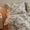 Juego de ropa de cama de cuatro piezas estilo pastoral con estampado floral de gasa de doble capa de algodón puro sábana de algodón con estampado de dibujos animados funda de edredón se puede dormir en ropa interior ropa de cama
