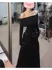 Vestido negro de manga larga con hombros descubiertos para mujer, pequeño vestido negro que ciñe la cintura, adecuado para cuerpo tipo pera, vestido de gala largo Berkeley Gaozhi