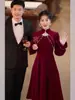 Vestido Veludo Torrado, Cheongsam de Noiva, Vestido de Noivado, Vestido Casual de Casamento Petite, Novo Vestido Estilo Chinês, Vestido para Banquete em Casa para Mulheres