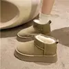 Botas de Neve Antiderrapantes com Solado Grosso para Mulheres 2026 Novo Estilo Sapatos de Algodão Quentes de Inverno Slip-on Aveludados Espessos