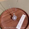 Nuevo Collar Chino Estilo Suave Ágata Blanca Sintética Flor Colgante Flor Envuelto en Circonita Estilo Cadena Clavicular Accesorio