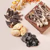 Caja de Regalo Yuan Shu Flores de Primavera y Cosecha de Otoño Delicias de Montaña 930g - un regalo corporativo popular para empleados durante las fiestas