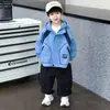 2265 Jaqueta de Outono para Meninos 2026 Novo Estilo Coreano Corta-vento Fashion para Crianças Primavera e Outono Roupa Casual para Exterior