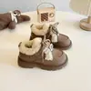 Zapatos de Algodón para Niñas 2024 Invierno Nuevos Zapatos para Niños Forrados de Felpa y Engrosados Princesa Niña Pequeña Cálidos Zapatos Peludos para Bebé