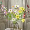 6 Crisantemos Solares Pequeños, Crisantemo de Aroma a Trigo de Rama Única, Arreglo de Escena de Jardín Monet, Arreglo Floral para Guía de Camino de Flores Artificiales para Bodas