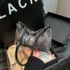 2025 Explosivo Tendência Design de Lantejoulas Casual Jeans Feminina Bolsa de Ombro Moda Estilosa Bolsa de Axila para o Dia a Dia