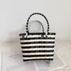 Bolso nuevo bolso tejido a mano bolsa de regalo a mano bolso cuadrado mediano pequeño bolsa de compras generación mayorista