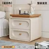 Mesa de Cabeceira Usada para Quarto de Casa 2026 Mais Vendida Cor Creme Luxo Leve Alto Padrão Madeira Maciça Pequeno Armário de Armazenamento de Cabeceira