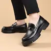 Mocasines sin cordones transfronterizos para adolescentes, talla pequeña, suela gruesa, zapatos de cuero que aumentan la altura, zapatos de hombre, calidad de exportación, zapatos de talla grande