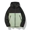Jaqueta Fina de Camada Única para Primavera e Outono com Logo Estampado, Roupa para Montanhismo ao Ar Livre, Roupa de Trabalho, Jaqueta Casual Leve à Prova de Vento e Impermeável para Caminhada