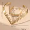 Collares de Joyería Personalizados, Pulseras, Pendientes, Conjuntos de Joyería de Lujo Ligero Europeos y Americanos de Gama Alta, Joyería Metálica de Nicho para Mujer al por Mayor