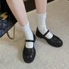 Sapatos Mary Jane de Couro Lavado Texeous Pequenos para Primavera 2025 Salto Médio Grosso Bico Redondo Fivela de Couro Sapatos de Camada Única para Mulheres