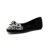 Weiwei Lady 5933-39 Zapatos Planos Cuadrados Poco Profundos con Pedrería para Mujer 2026 Nuevos Mocasines Vintage con Lazo