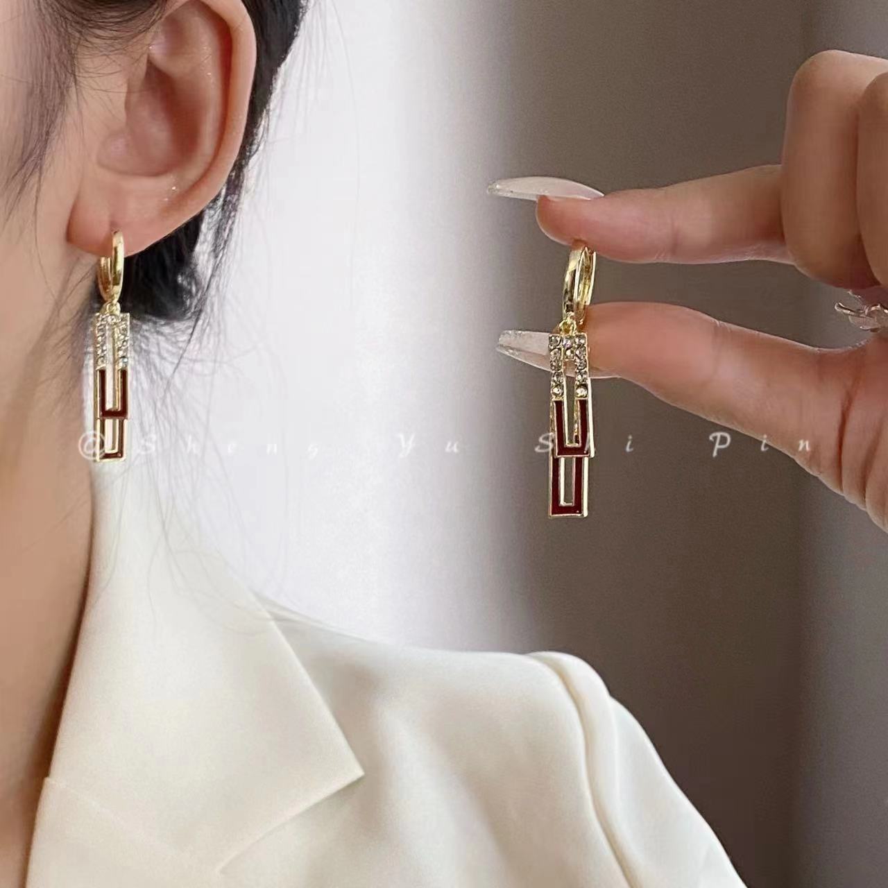 583dd8628167945e3faef6e15d1db3