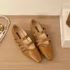 Populares Zapatos Mary Jane Franceses 2026 Nuevo Vintage Remache Doble Hebilla Punta Cuadrada Baja Tacón Bajo Zapatos Individuales para Viajes