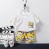 Estilo Coreano Nuevo Verano Casual Versión 1-5 Años Dibujos Animados Manga Corta Pantalones Cortos Conjunto de Dos Piezas Ropa de Moda para Bebés y Niños