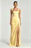 Vestido formal estilo europeu e americano com decote quadrado, alças largas, caimento justo, fenda lateral franzida, comprimento longo, efeito emagrecedor, adequado para festas de fim de ano e banquetes noturnos