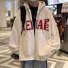 Suéter com Forro de Lã Espesso Marca Tendência Estilo Hong Kong Masculino Outono e Inverno Estilo Americano Ins Cardigã com Capuz Estampado Solto Jaqueta Casual
