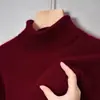 Comercio exterior transfronterizo al por mayor suéter de cuello alto para hombre otoño e invierno engrosado cálido color liso casual punto base para mediana edad