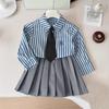 Conjunto de Saia de Terno Estilo Preppy para Menina 2025 Novo Estilo Outono Camisa Listrada Estilosa e Saia Plissada para Menina Conjunto de Duas Peças