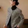 Chaqueta de tweed de tejido grueso estilo Chanel, nuevo modelo 2025 para mujer, primavera y otoño, acolchada y engrosada, top de estilo corto