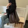 Bolsa Tote de Grande Capacidade Estilo Preguiçoso Bolsa Feminina de Luxo de Nicho Bolsa de Ombro tipo Balde Couro Genuíno Ombro Único para o Dia a Dia Bolsa Grande