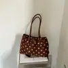 Bolsa de Camurça com Bolinhas para Mulheres, Nova Coleção Outono 2026 Vintage Maillard Bolsa de Ombro, Bolsa Tote de Grande Capacidade para o Dia a Dia