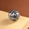 Pulsera Antigua Hecha a Mano con Cuentas de Plata con Diseño de Pixiu y Ciervo Dorado
