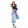 Jeans Crop Anchos Vintage para Mujer en Azul Claro con Patrón Desgastado, Hechos de Algodón Merceizado con Acabado Texturizado