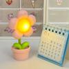 Lámpara de Noche de Flor Linda de Dibujos Animados para Dormitorio, Dormitorio, Mesita de Noche, Lámpara de Ambiente Decorativa para Regalo de Cumpleaños de Novia, Adornos Pequeños