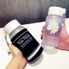 Taza de plástico pequeña tipo Margarita al por mayor de fábrica para estudiantes hombres y mujeres Taza casual Taza de té transparente esmerilada de moda regalo