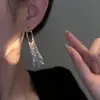 Aretes de Borla con Cadena Redonda Bañados en Oro Real Lujo Accesible Aretes de Gama Alta Retro Nicho Versátiles Aretes Elegantes para Mujer