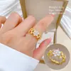 [Galvanoplastia de ouro real] Design Europeu e Americano ins Wind Geometry Diamond Ball Ring Anel Aberto de Vento Frio para Mulheres