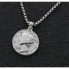 Estudiante Estilista de Peluquería Estilo Palacio Cabeza de Reina Tarjeta Redonda Moneda Conmemorativa Colgante Collar de Cadena de Lana de Acero de Titanio para Hombres y Mujeres Clavícula
