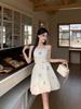 Vestido de Tirantes Plisado Bordado Estilo Francés Suave para Mujer Diseño de Verano Fresco Nicho Adelgazante Cintura Falda Capullo de Flor