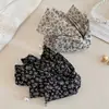 Atmósfera de Otoño e Invierno Francés Pinza de Banana Floral Blanco y Negro Dulce Estilo Literario Versátil de Alto Valor Accesorios para el Cabello