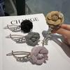 Macaron Camellia Flower Strass Twist Clip Hairpin Novo Estilo Feminino One Word Grab Clip Elegante Meio-Tie Hindhead Hairpin