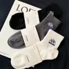 Meias Masculinas Meias Curtas Novas Ins Fashionáveis Versáteis Absorventes de Suor Antiderrapantes Respiráveis Meias Esportivas Moda Meias Curtas Masculinas Meias Invisíveis