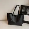 Bolso Grande de Madre Política Empalmado para Mujer 2025 Nuevo Otoño Bolso de Hombro Color Contrastante Retro Clase Ropa de Trabajo Bolso Tote
