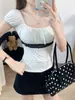 Camiseta Cuadrada de Lunares Franceses para Mujer, Escote en V, Huesos de la Clavícula, Verano, Nudo de Lazo, Patchwork de Encaje, Top Exterior, Manga Corta Abullonada, Top Pequeño