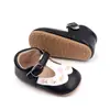 Zapatos pequeños de cuero bordados estilo western para bebé, zapatos de bebé, suela suave, cabeza redonda linda, zapatos de princesa para bebé, venta al por mayor BMH3040