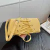 2026 Nuevo Bolso de Hombro para Mujer Estilo Coreano de Nicho, Diseño Versátil con Correa de Corbata, Bolso Cruzado Simple para el Trabajo con un Toque de Lujo, Forma Cuadrada Pequeña