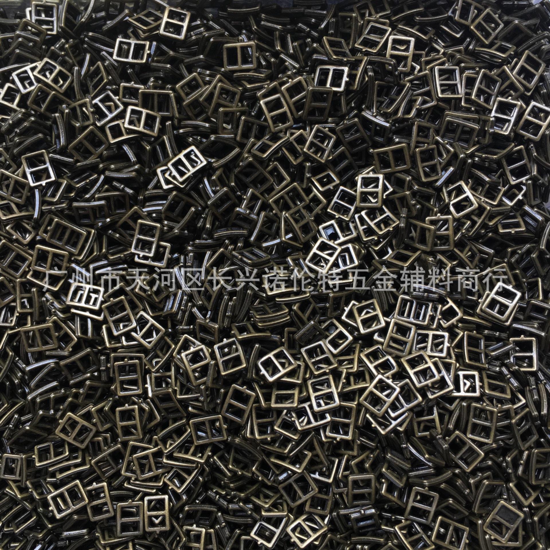 77509D55-3F0A-449B-B61B-601B83