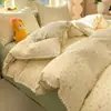 Conjunto de quatro peças em gaze de algodão de camada dupla, acabamento requintado em borda de concha com ponto triangular, conjunto de cama respirável e amigo da pele